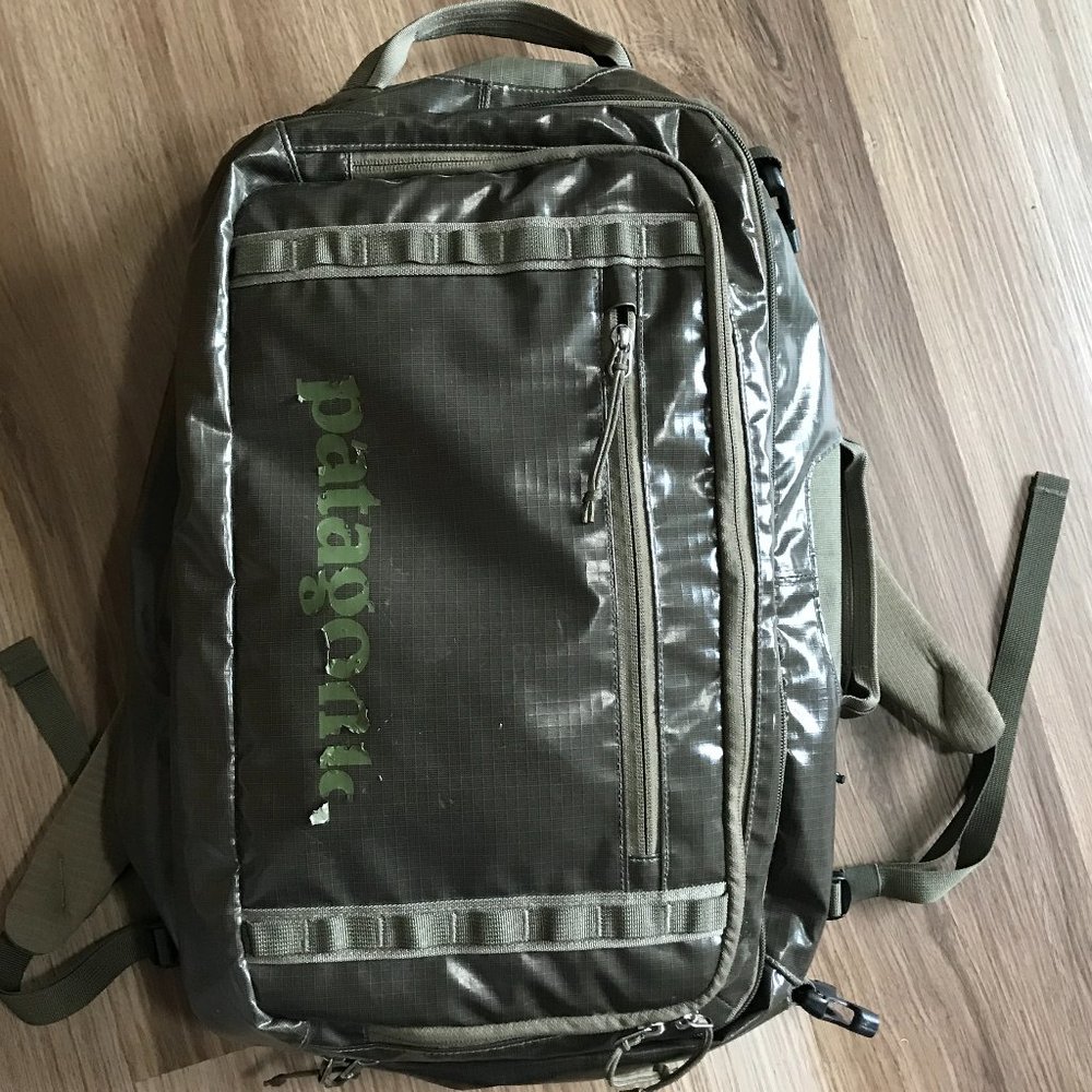 Patagonia Black Hole Mini MLC - 26L - Olive Green
